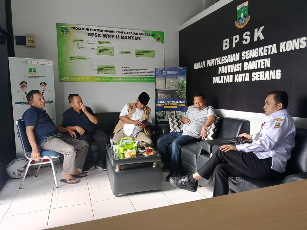 Hari Pertama Masuk Kerja, Kepala Disperindag Provinsi Banten Lakukan Sidak di Disperindag , UPT PSMB dan UPT PTSI Provinsi Banten