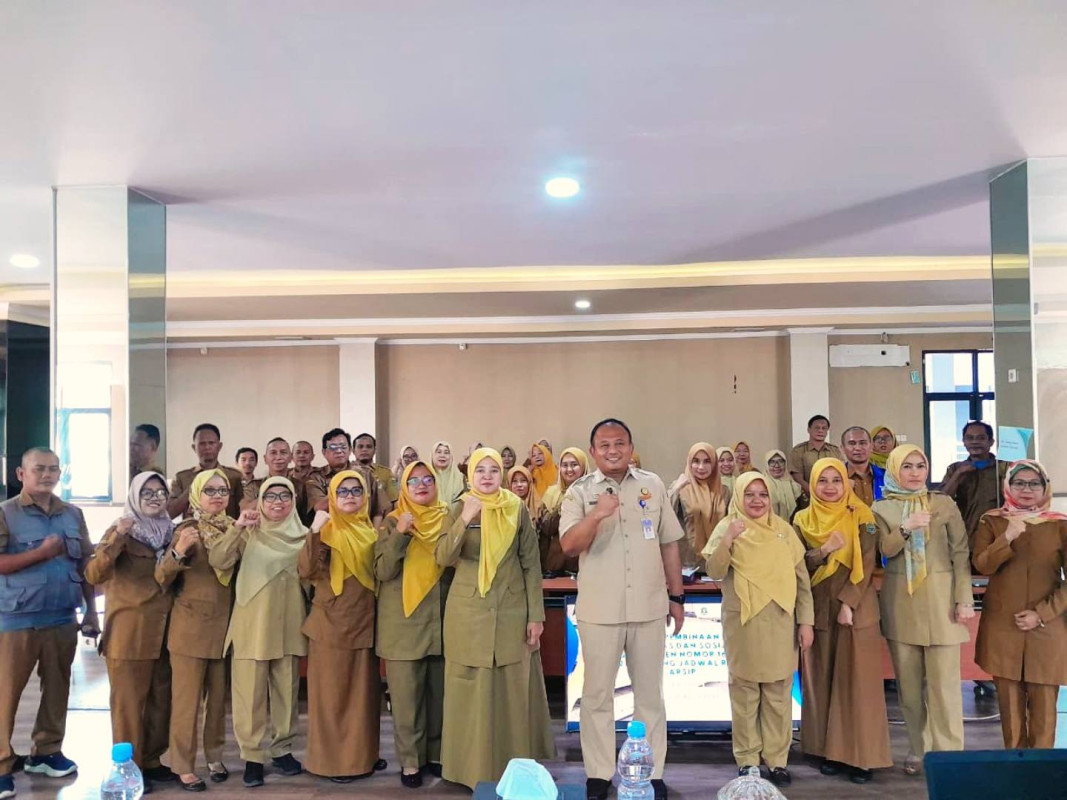 Rapat Pembinaan Tata Naskah Dinas dan Sosialisasi Pergub Banten Nomor 16 Tahun 2025 tentang Jadwal Retensi Arsip