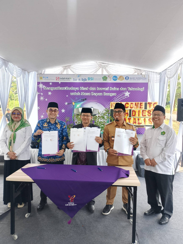Kepala Disperindag Provinsi Banten Hadiri Pembukaan Dies Natalis ke-6 Fakultas Sains dan Teknologi UIN SMH Banten
